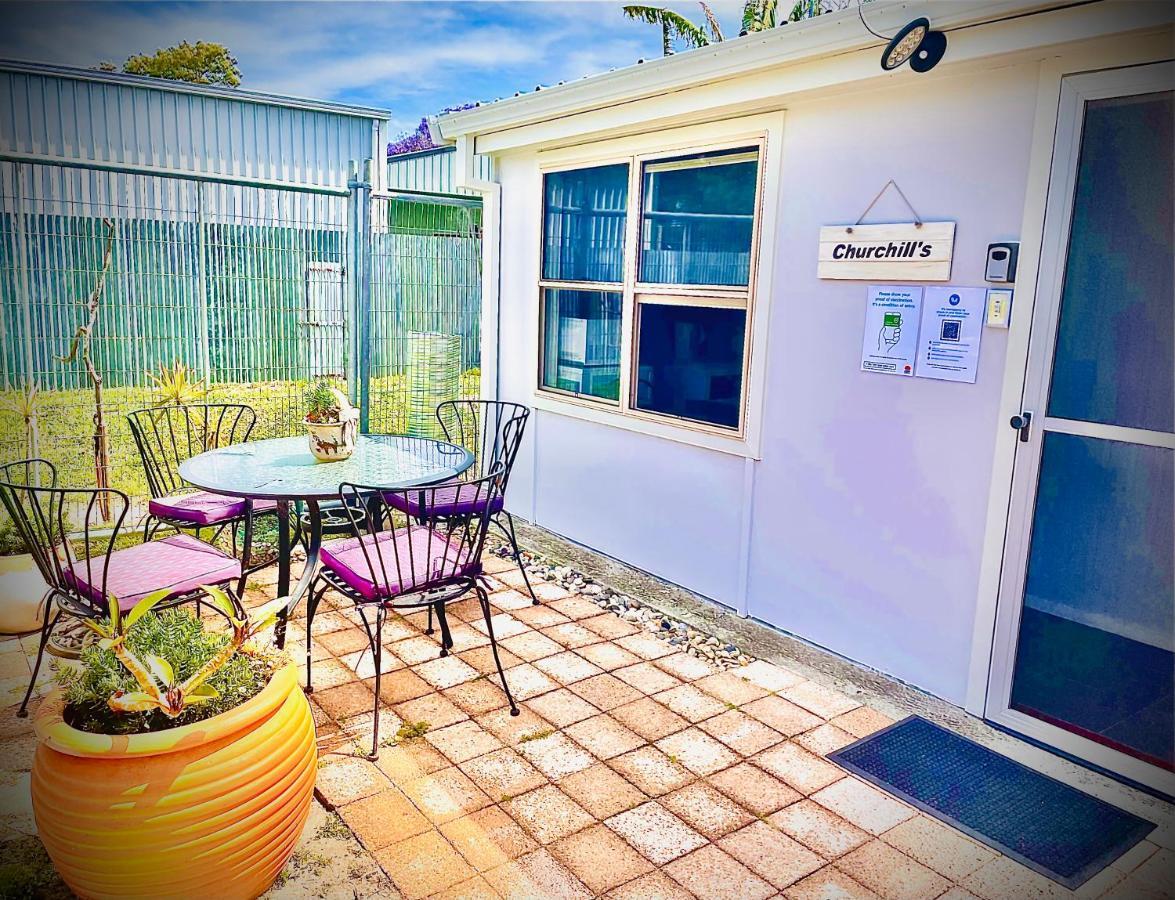 Churchill'S B&B Twin Spa Getaway Studio Swansea Esterno foto
