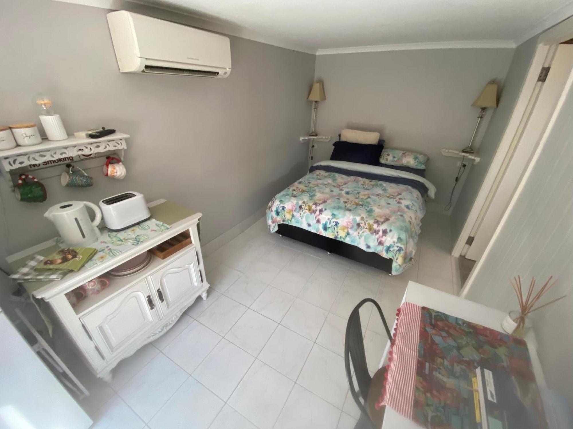 Churchill'S B&B Twin Spa Getaway Studio Swansea Esterno foto