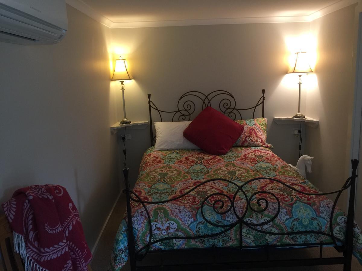 Churchill'S B&B Twin Spa Getaway Studio Swansea Esterno foto